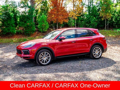 Used 2021 Porsche Cayenne image 3