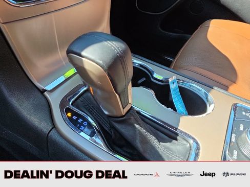Used 2017 Jeep Grand Cherokee Summit w/ Platinum Series Group AWD/4WD image 25