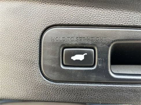 Certified 2023 Acura MDX FWD w/ Technology Package image 35