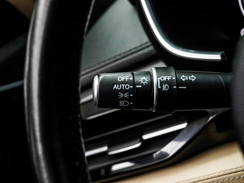 Used 2022 Acura MDX SH-AWD w/ Advance Package image 28