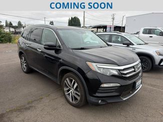 Used 2017 Honda Pilot Elite video 1