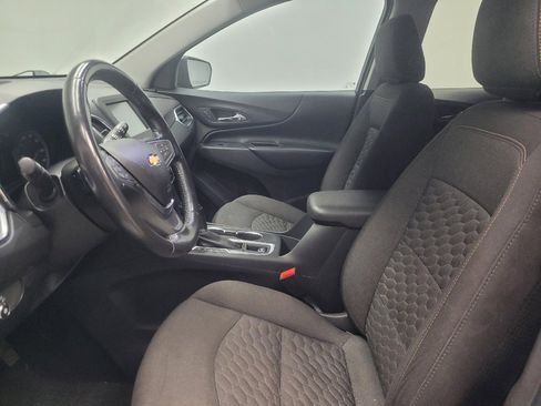 Used 2018 Chevrolet Equinox LT FWD image 17