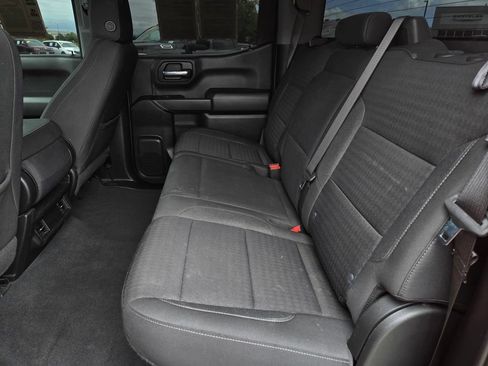 Used 2022 Chevrolet Silverado 1500 Custom Trail Boss AWD/4WD image 12