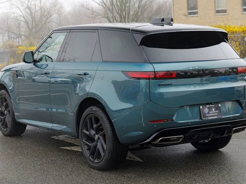 Used 2023 Land Rover Range Rover Sport SE Dynamic image 5