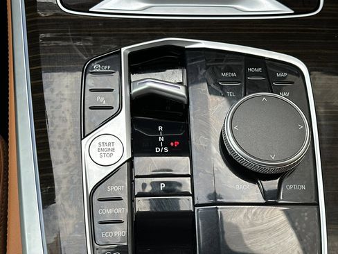 Used 2025 BMW X5 xDrive40i image 23