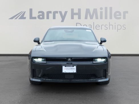 New 2025 Dodge Charger R/T w/ Quick Order Package 25M R/T image 9