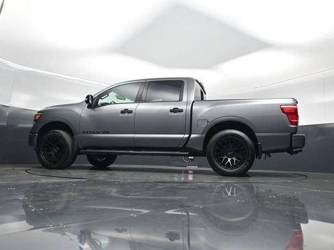 Used 2019 Nissan Titan SV w/ SV Convenience Package RWD image 53