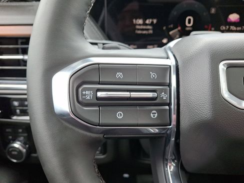 Used 2026 GMC Yukon XL Denali w/ Advanced Technology Package image 24