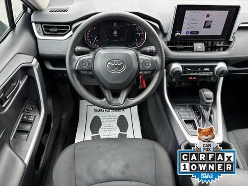 Used 2024 Toyota RAV4 LE image 9