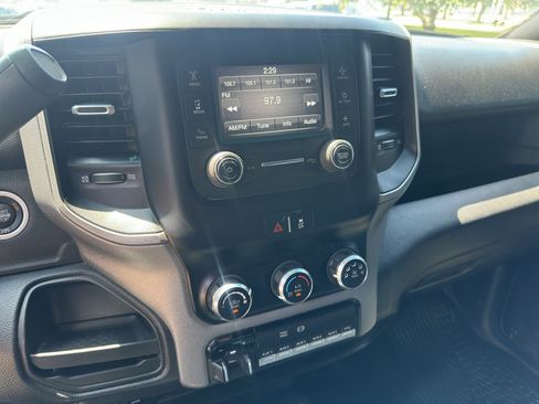 Used 2024 RAM 3500 Tradesman w/ Chrome Appearance Group AWD/4WD image 26