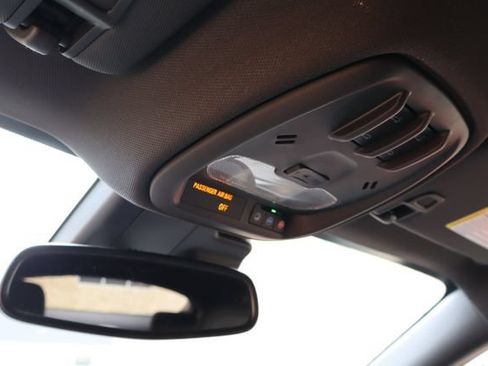 Used 2024 Buick Envista Avenir FWD image 28