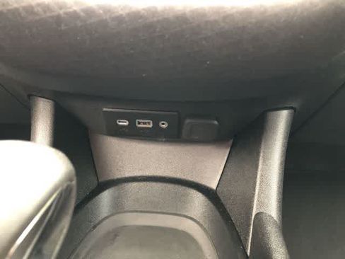 Used 2023 Chevrolet Malibu RS FWD image 25
