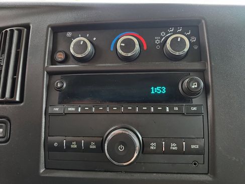 Used 2021 Chevrolet Express 2500 Work Van w/ Driver Convenience Package image 15