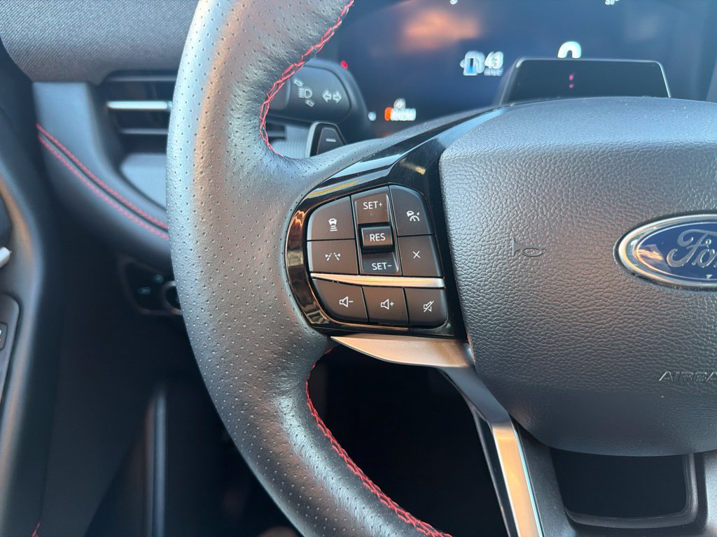 Used 2025 Ford Explorer ST AWD/4WD image 20