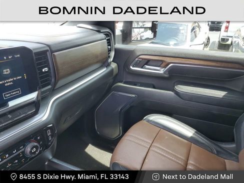 Used 2024 Chevrolet Silverado 2500 High Country w/ High Country Premium Package image 21