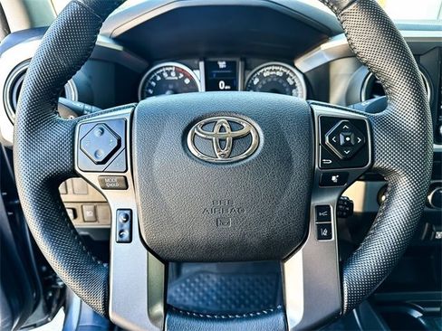 Used 2022 Toyota Tacoma SR5 image 15