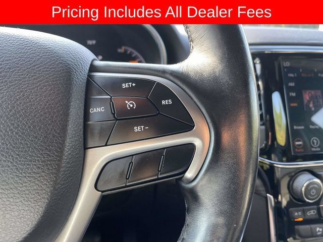 Used 2019 Jeep Grand Cherokee Altitude AWD/4WD image 28