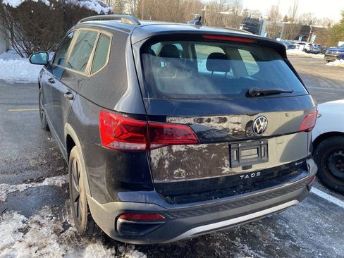 Used 2022 Volkswagen Taos S w/ IQ Drive S Package image 4