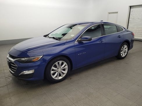 Used 2023 Chevrolet Malibu LT w/ LPO, Floor Liner Package FWD image 2