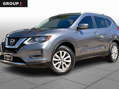 Used 2020 Nissan Rogue SV image 1