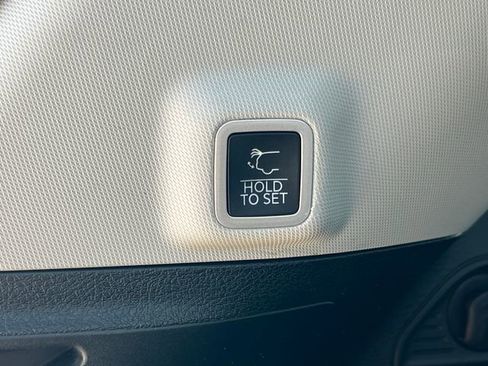 Used 2022 Jeep Grand Cherokee Limited 4xe image 42