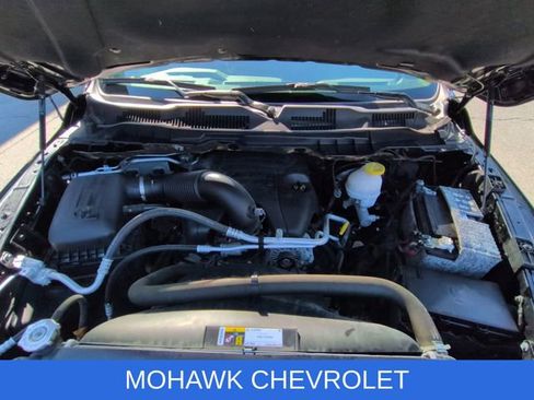 Used 2019 RAM 1500 Classic SLT w/ Luxury Group AWD/4WD image 28