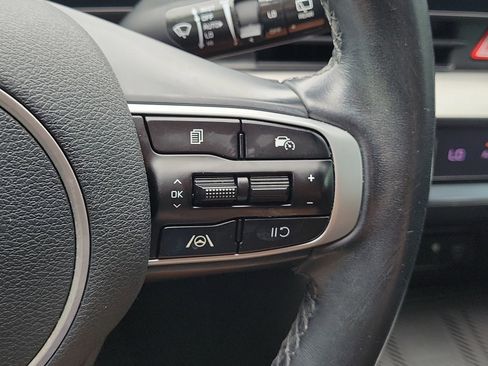 Used 2023 Kia Sportage EX FWD image 22