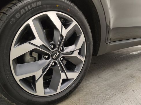 Used 2020 Kia Sportage EX image 31