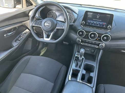 Used 2025 Nissan Sentra SV FWD image 15