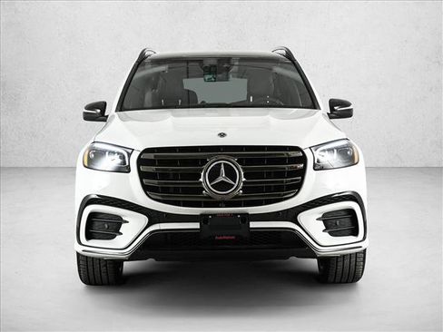 Certified 2025 Mercedes-Benz GLS 450 4MATIC image 2