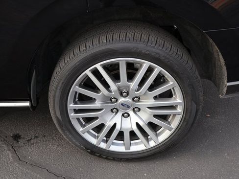 Certified 2024 Ford Expedition Limited image 19