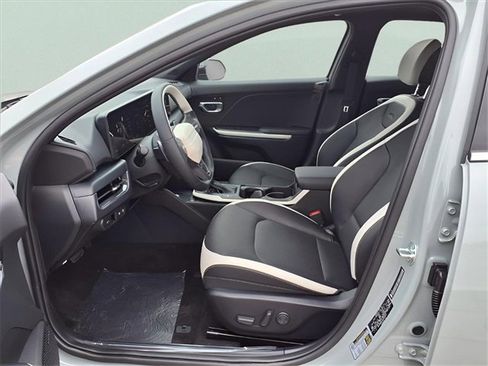 New 2025 Kia K4 GT-Line image 20