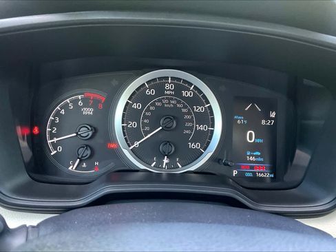 Used 2022 Toyota Corolla LE FWD image 25