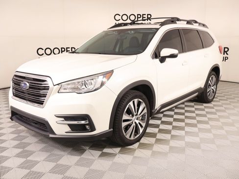Used 2022 Subaru Ascent Limited w/ Technology Package AWD/4WD image 11