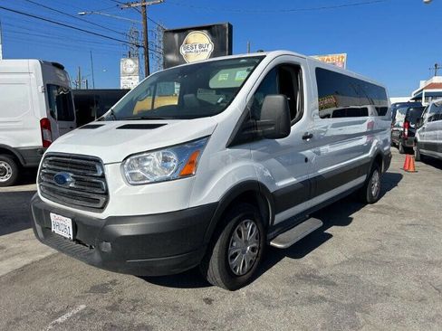 Used 2019 Ford Transit 350 XLT image 2