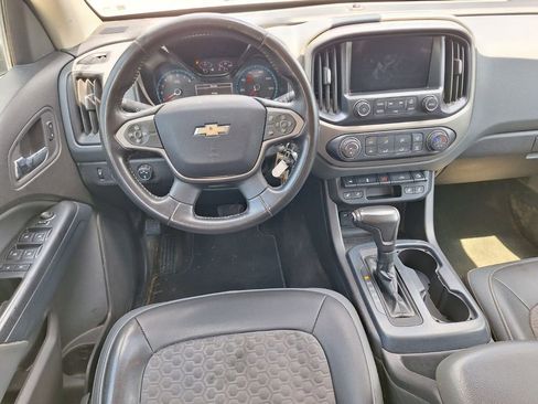 Used 2016 Chevrolet Colorado Z71 AWD/4WD image 9