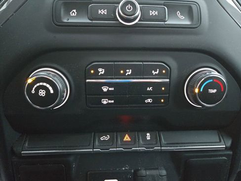 Used 2019 Chevrolet Silverado 1500 Custom w/ Custom Value Package image 14