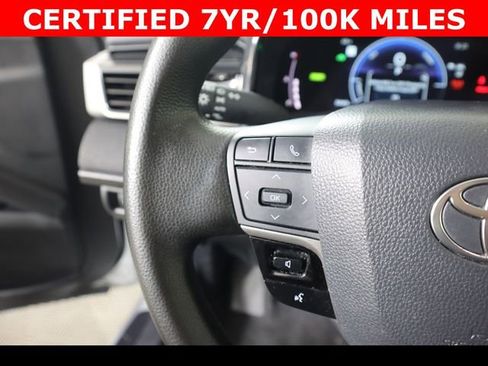 Used 2025 Toyota Camry LE image 20