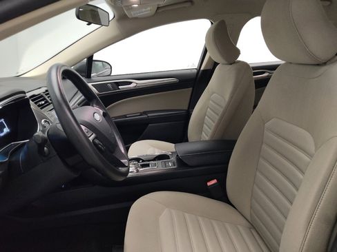 Used 2018 Ford Fusion S image 17