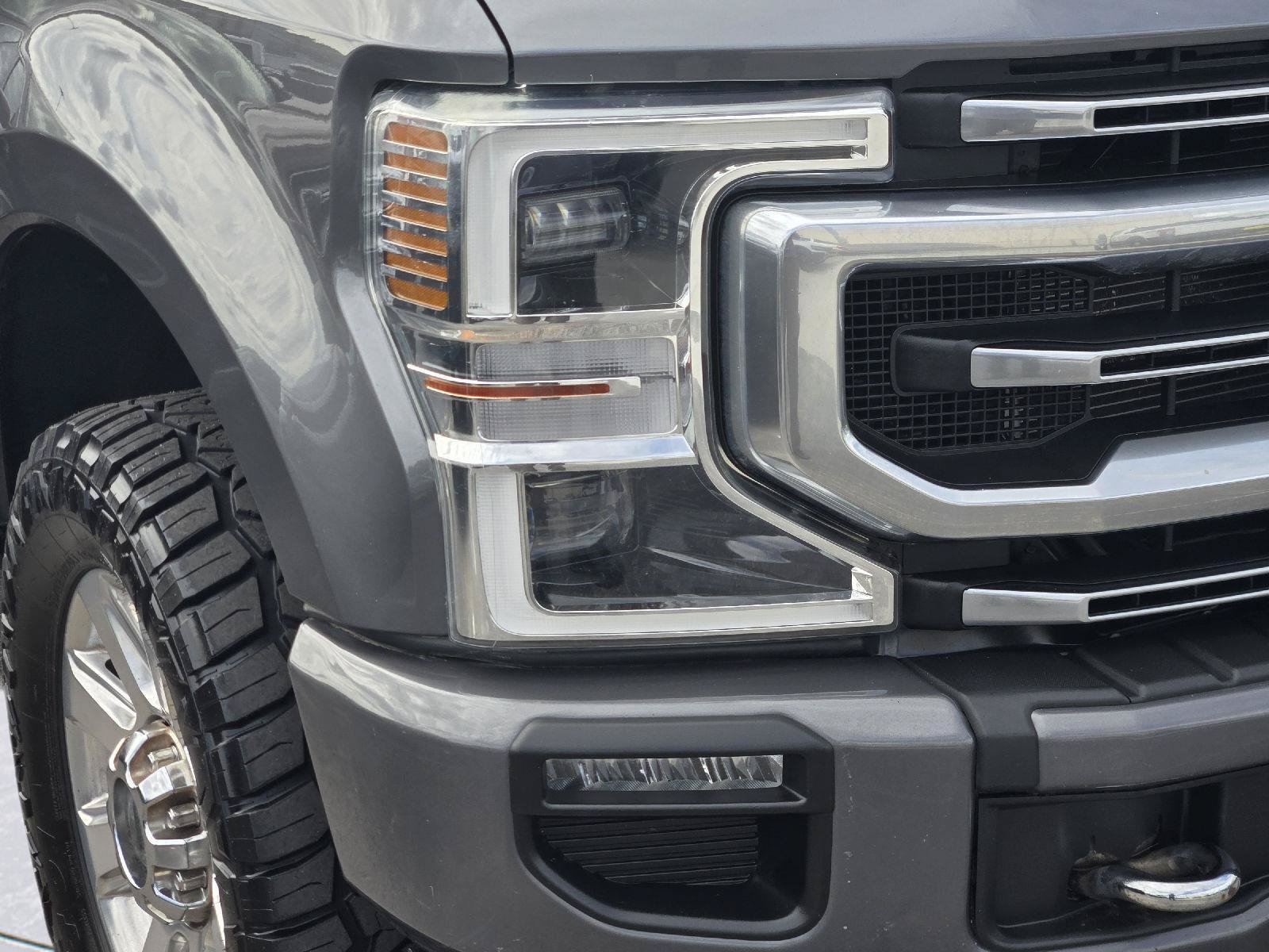 Used 2022 Ford F250 Platinum w/ FX4 Off-Road Package AWD/4WD image 10