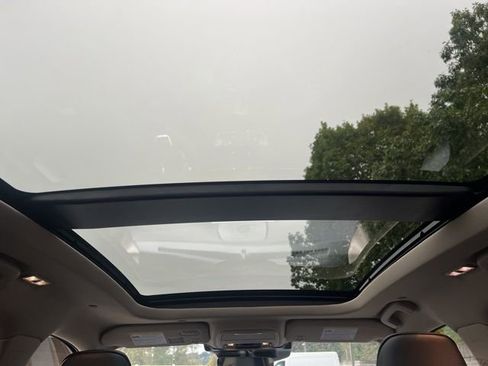 New 2025 Lincoln Corsair Reserve image 12