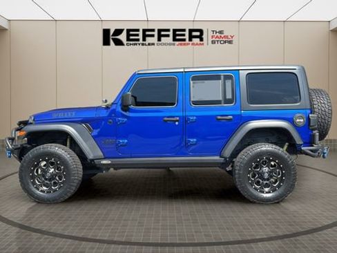 Used 2020 Jeep Wrangler Unlimited Sport AWD/4WD image 2