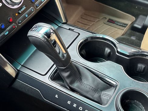 Used 2016 Ford Explorer Limited image 15