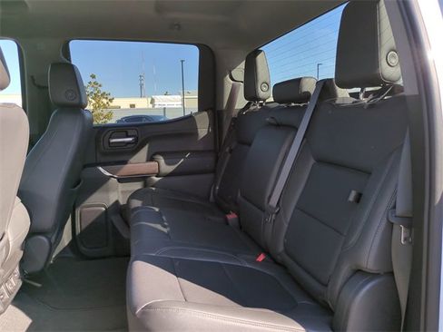 Used 2022 GMC Sierra 1500 SLT w/ Driver Alert Package II image 12