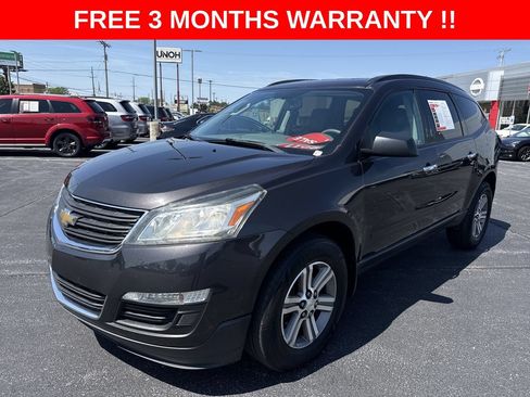 Used 2017 Chevrolet Traverse LS FWD image 32