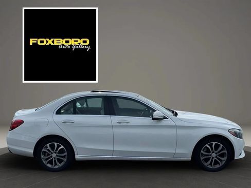 Used 2015 Mercedes-Benz C 300 4MATIC Sedan image 4