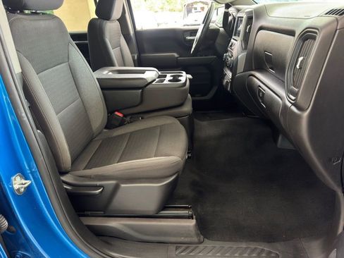 Used 2024 Chevrolet Silverado 1500 Custom AWD/4WD image 17