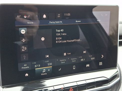 Used 2023 Jeep Compass Latitude w/ Convenience Group image 17