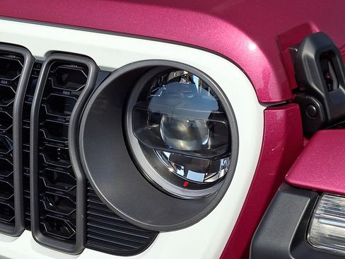 New 2026 Jeep Wrangler Unlimited Rubicon AWD/4WD image 4