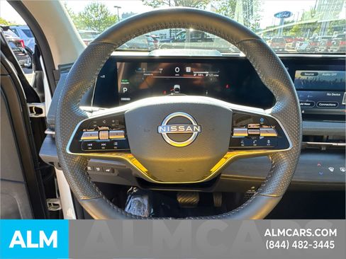 Used 2024 Nissan Ariya AWD image 31